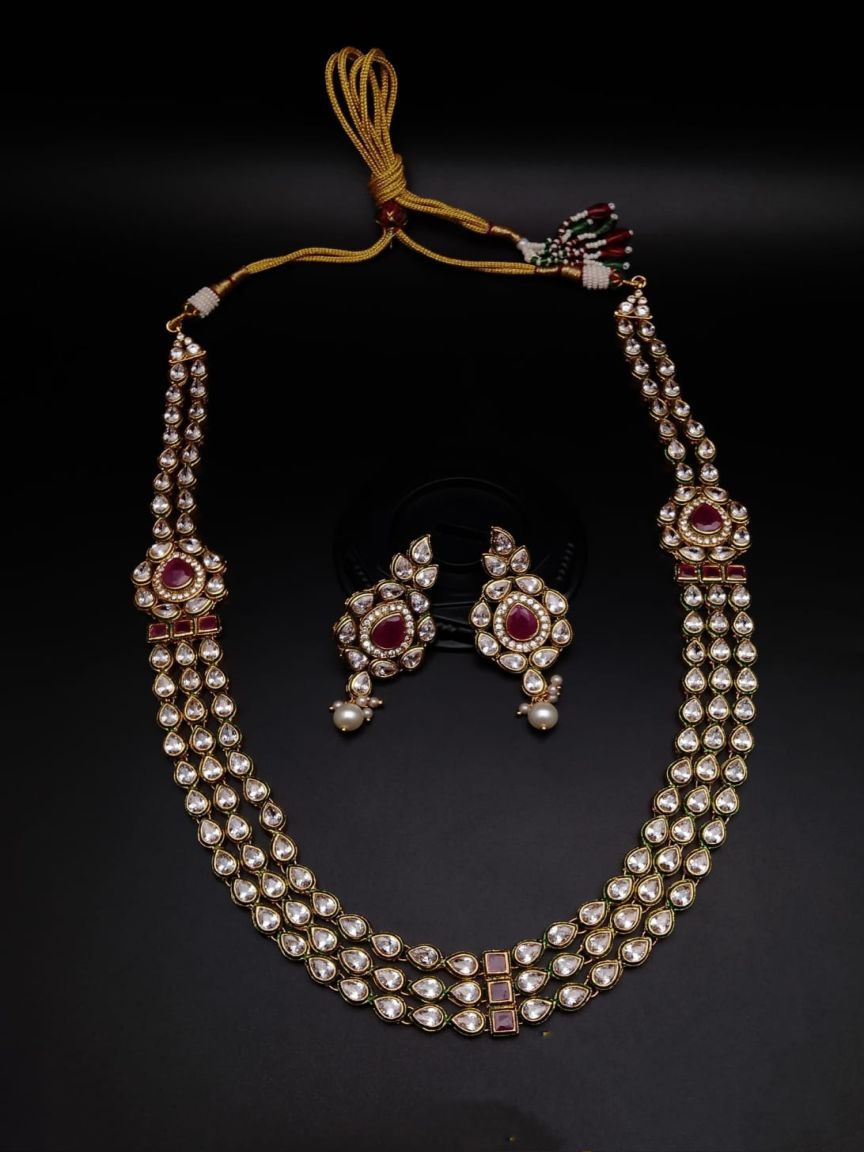 SIDE BROOCH IN POLKI (GOLD POLISH) STYLE | DESIGN - 85163