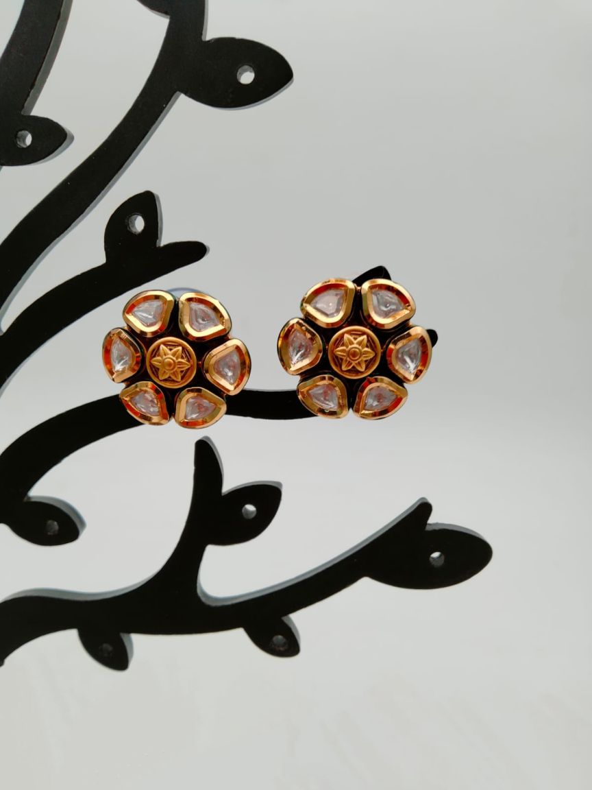 TOPS IN KUNDAN (VILANDI) STYLE | DESIGN - 33232