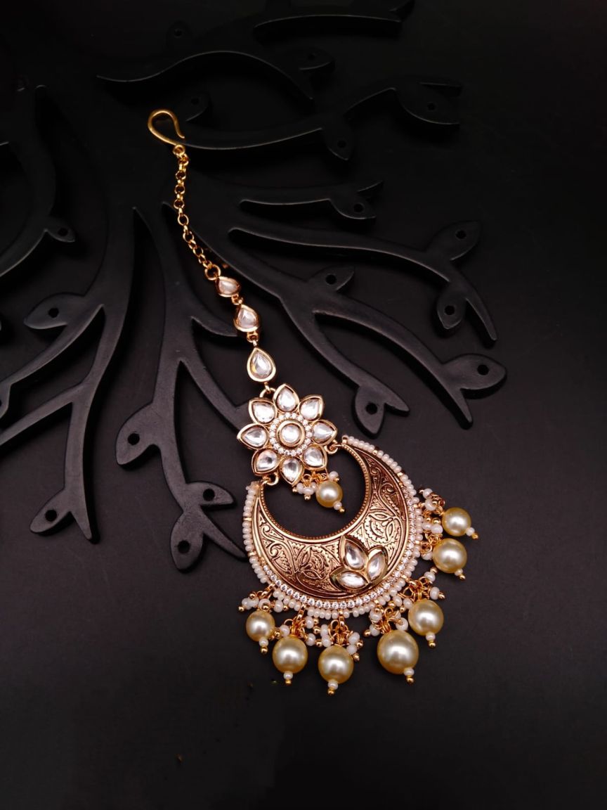 kundan-tika-TKK32025WGD