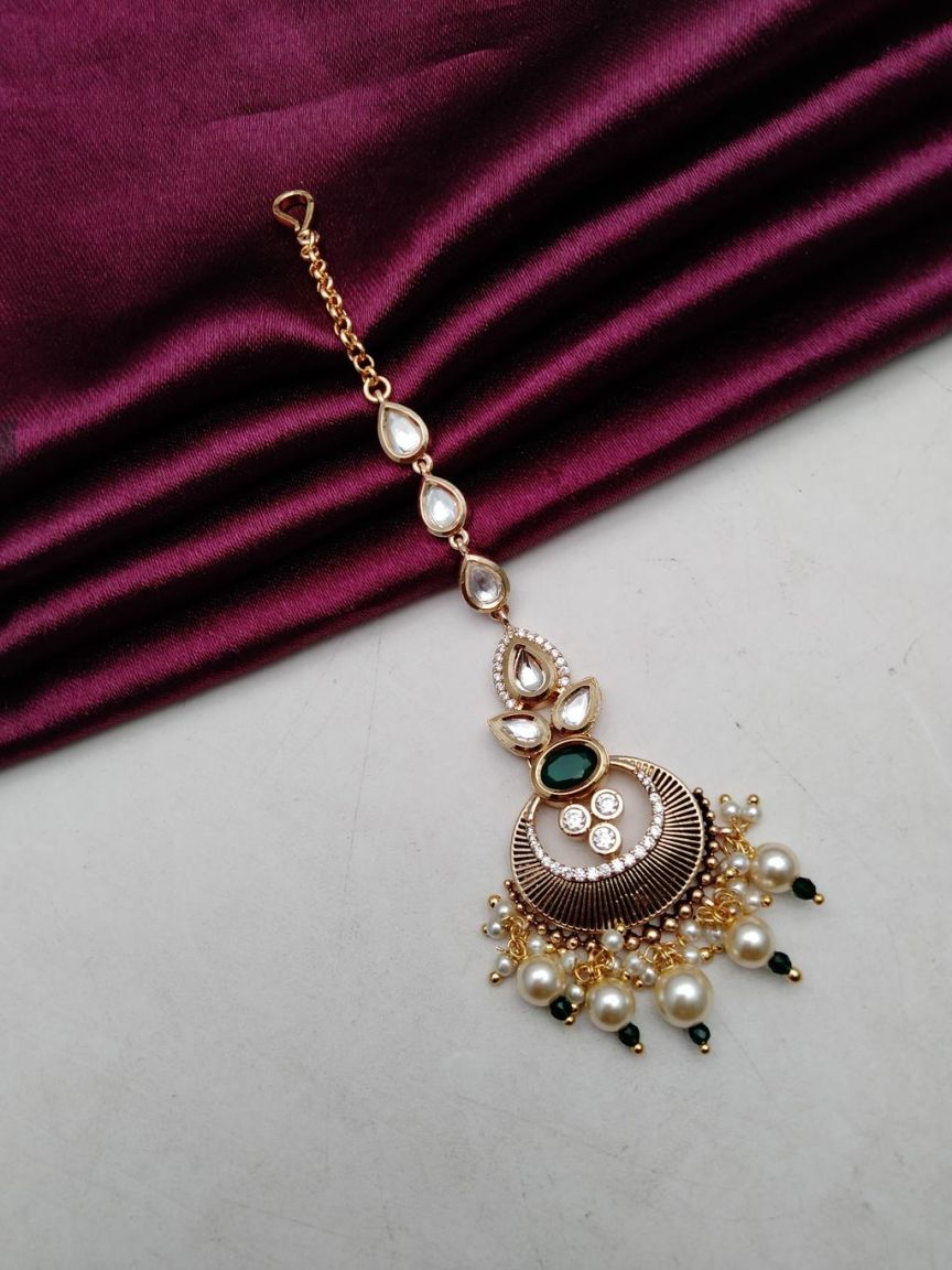 kundan-tika-TKK32095GRGD