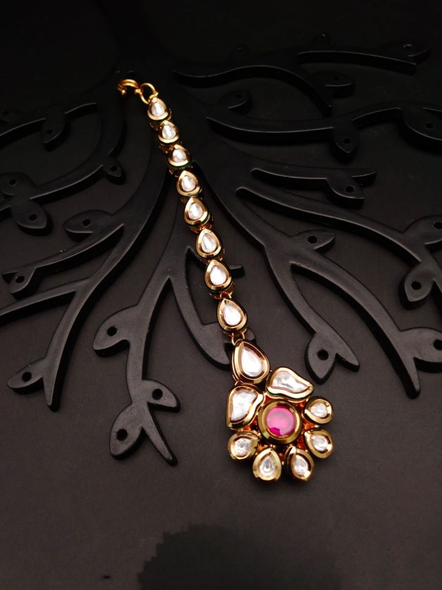 TIKA IN KUNDAN (VILANDI) STYLE | DESIGN - 32100