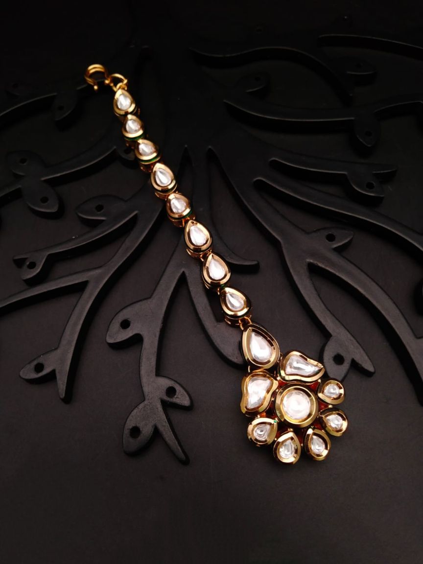 kundan-tika-TKK32100WGD