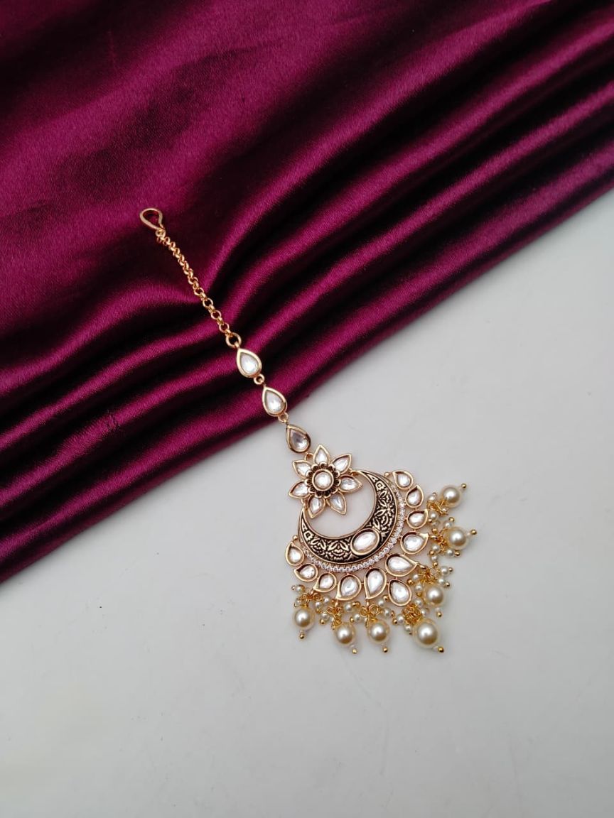 kundan-tika-TKK32110WGD